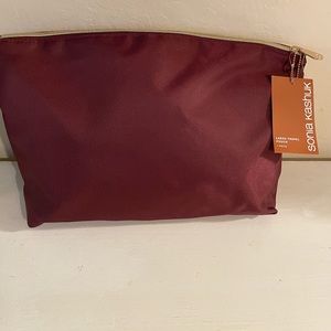 Large travel pouch